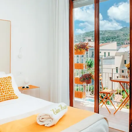 Eden House * Sorrento